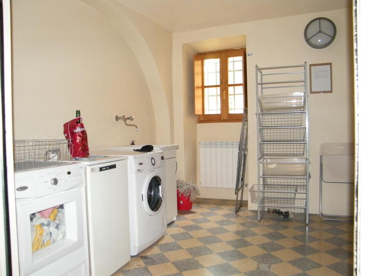 Magnolfi Nuovo Hostel Prato  Bagian luar foto
