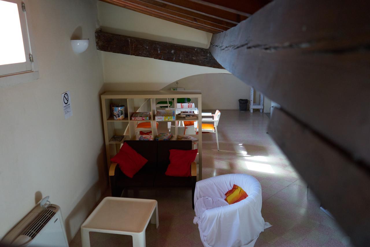 Magnolfi Nuovo Hostel Prato  Bagian luar foto